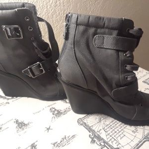 Simply Vera shoes wedge style